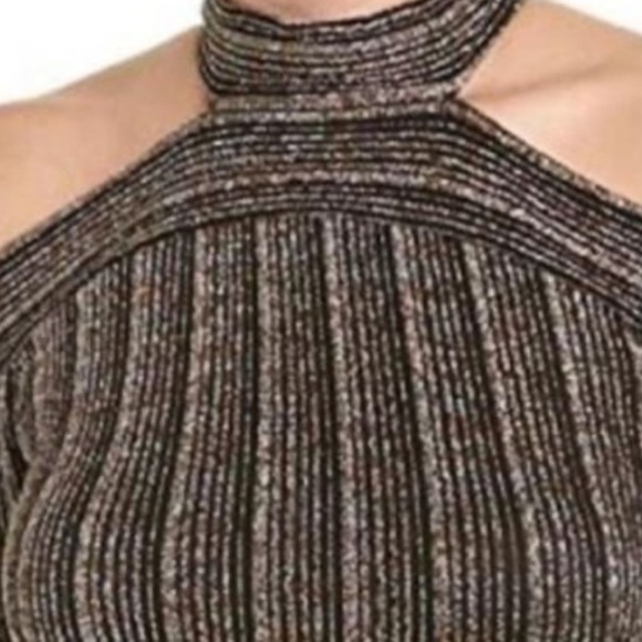 Three BCBG tops two long sleeve one short sleeve - Picture 3 of 5